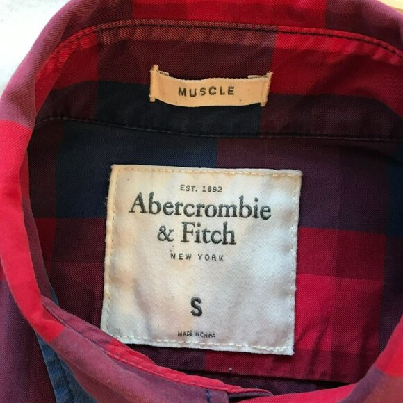 Abercrombie & Fitch Long Sleeve Button Muscle Shirt Red Blue Plaid Sz Small - Picture 9 of 14